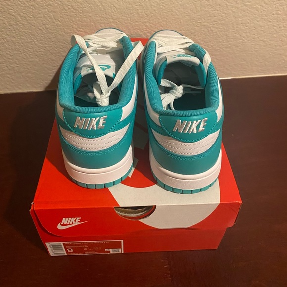 Clear jade Nike dunk (never worn) with box - Picture 4 of 7